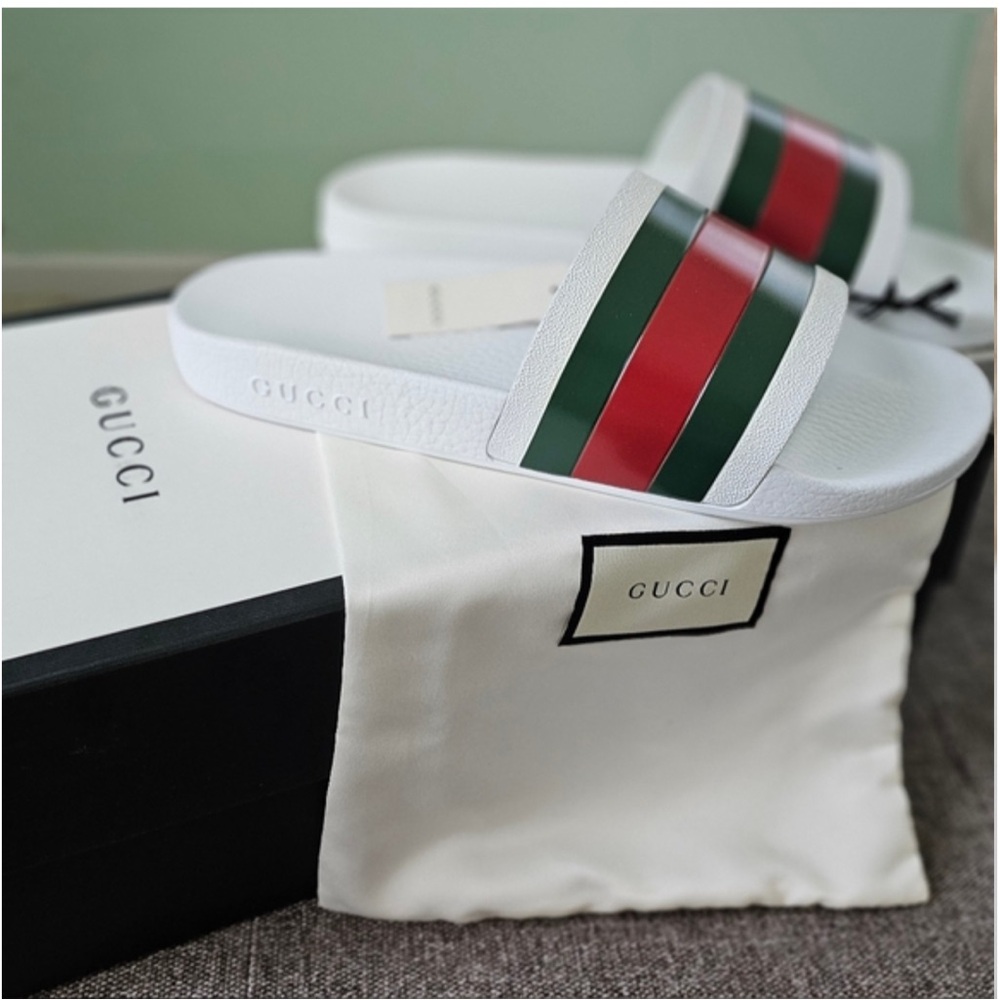 Gucci Pursuit 72 Pool Slides White Rubber 308234 Size 10 - Picture 1 of 10